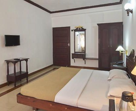 Alleppey Prince Hotel Alappuzha Exterior foto
