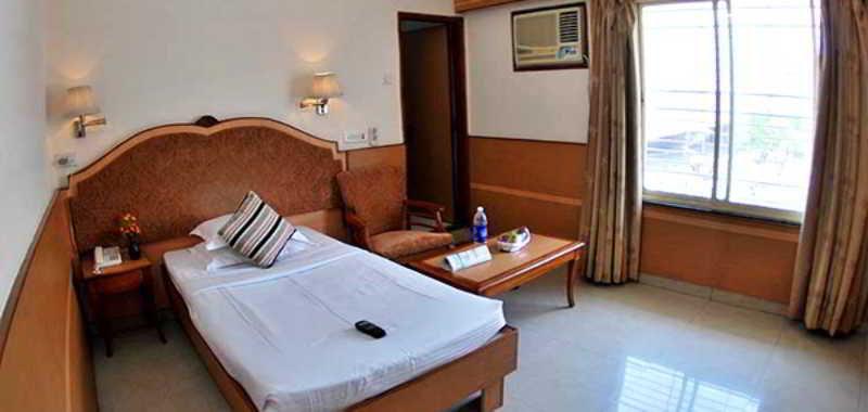 Alleppey Prince Hotel Alappuzha Exterior foto